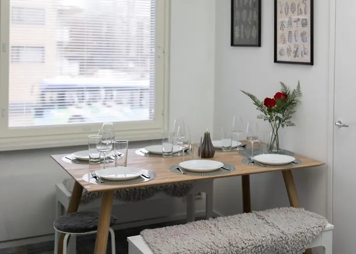 The Head Elf - By Sharpcat ロヴァニエミ